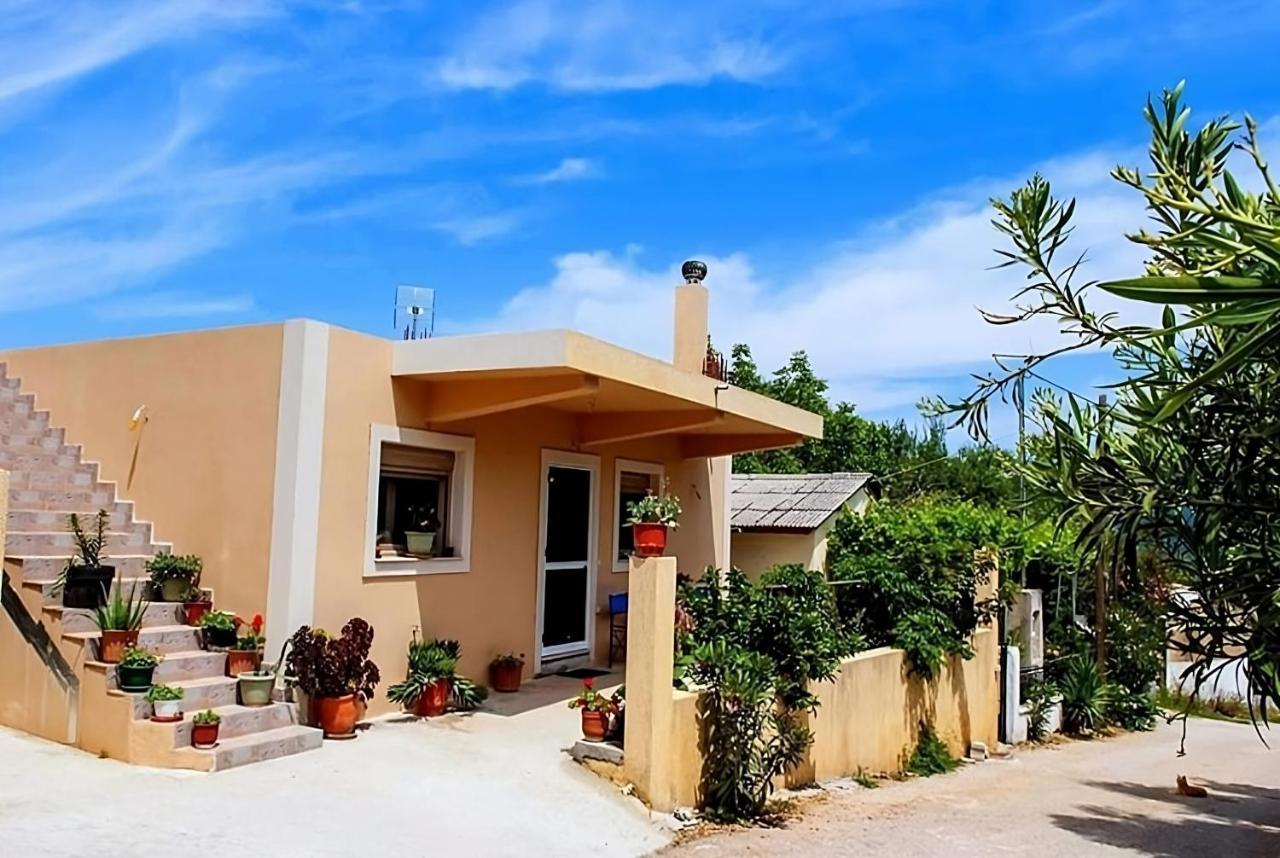 Flamiatos Garden Cottages Poulata Экстерьер фото